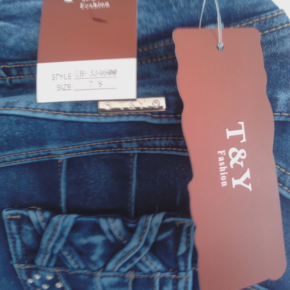 Butt Lift Jeans – Size 7/8 – Push Up Fit 💙 - Picture 4 of 4